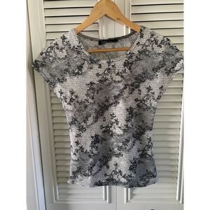 Broadway Creations women's top, transparent back, flowers size petite